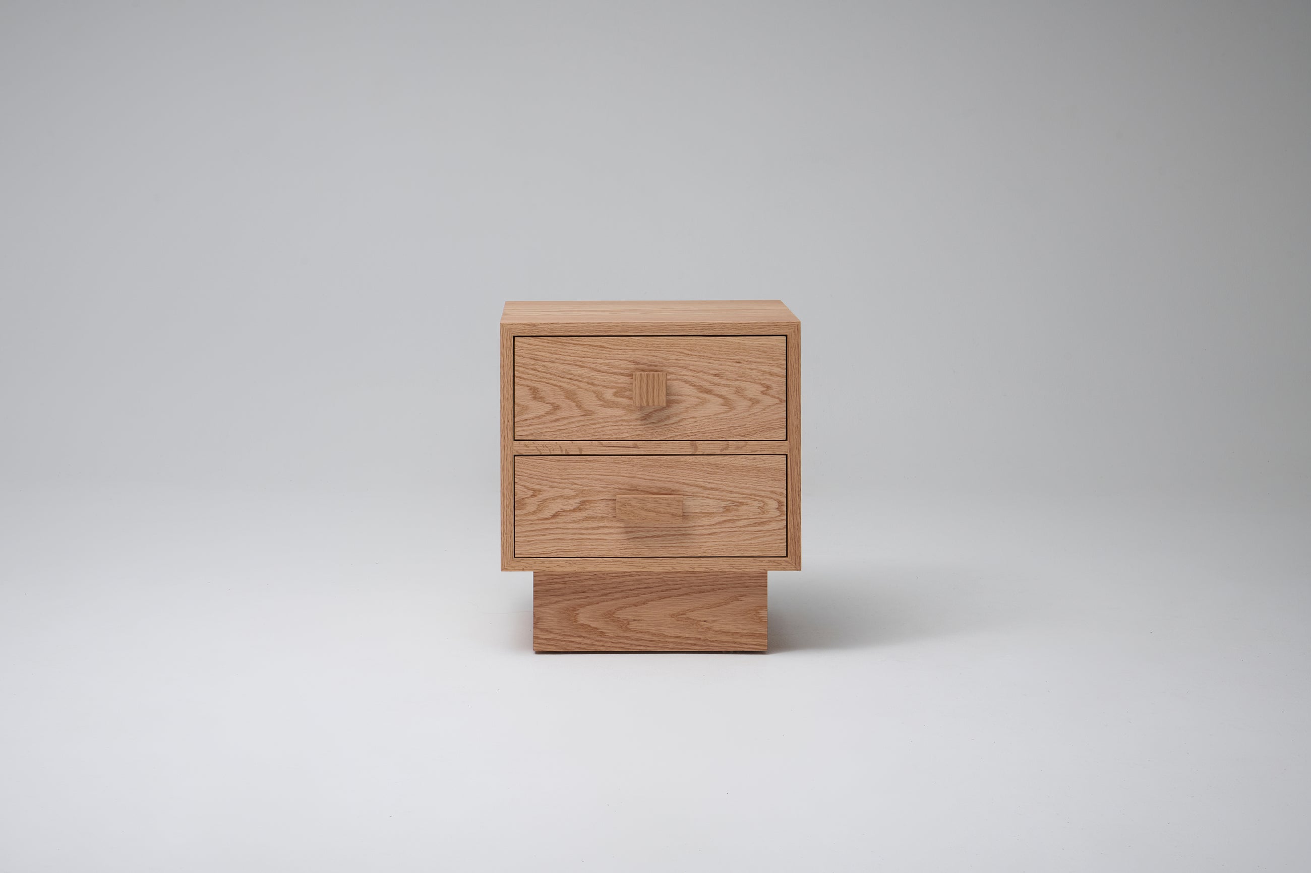 Wren Bedside Table