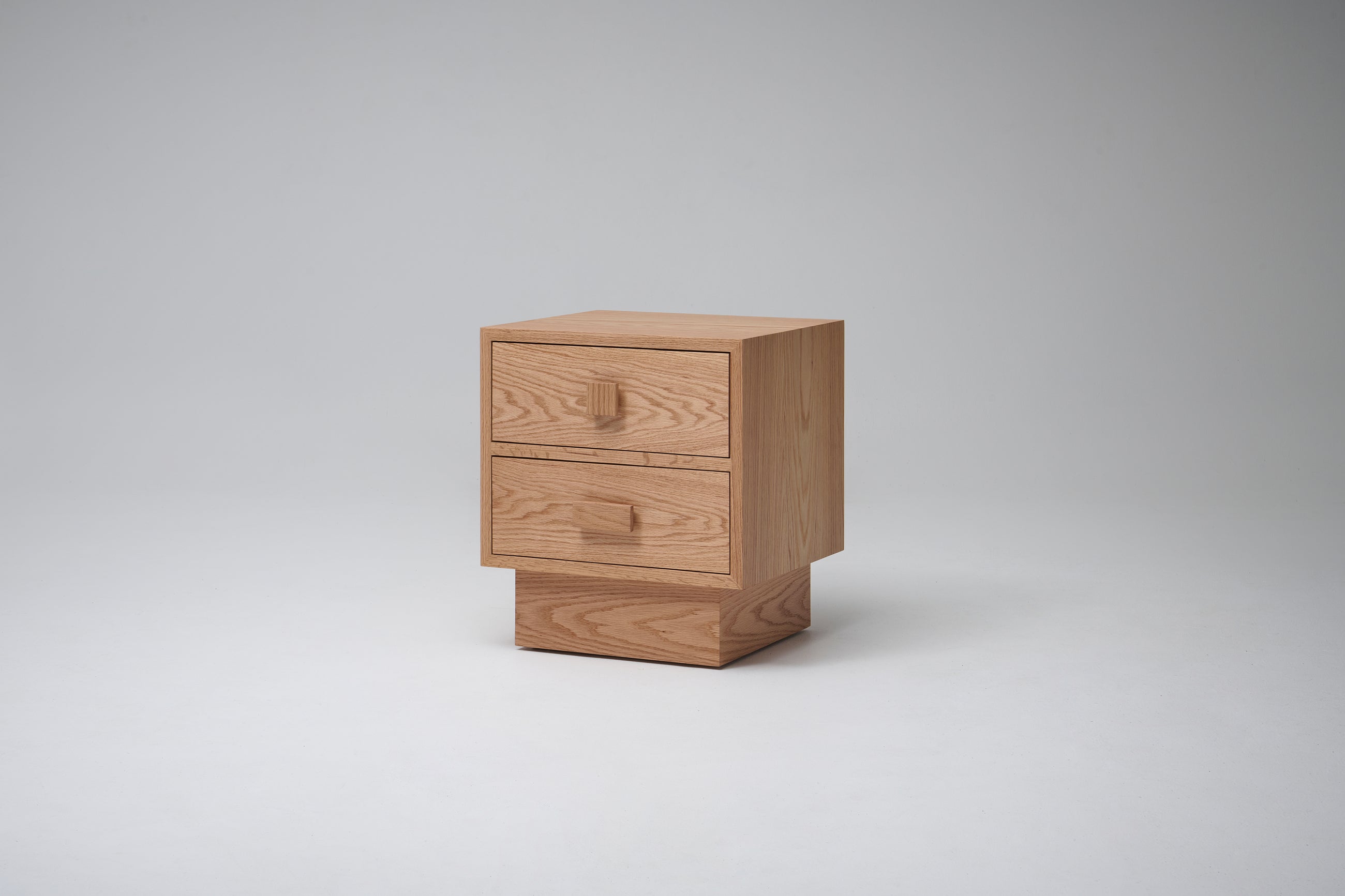 Wren Bedside Table